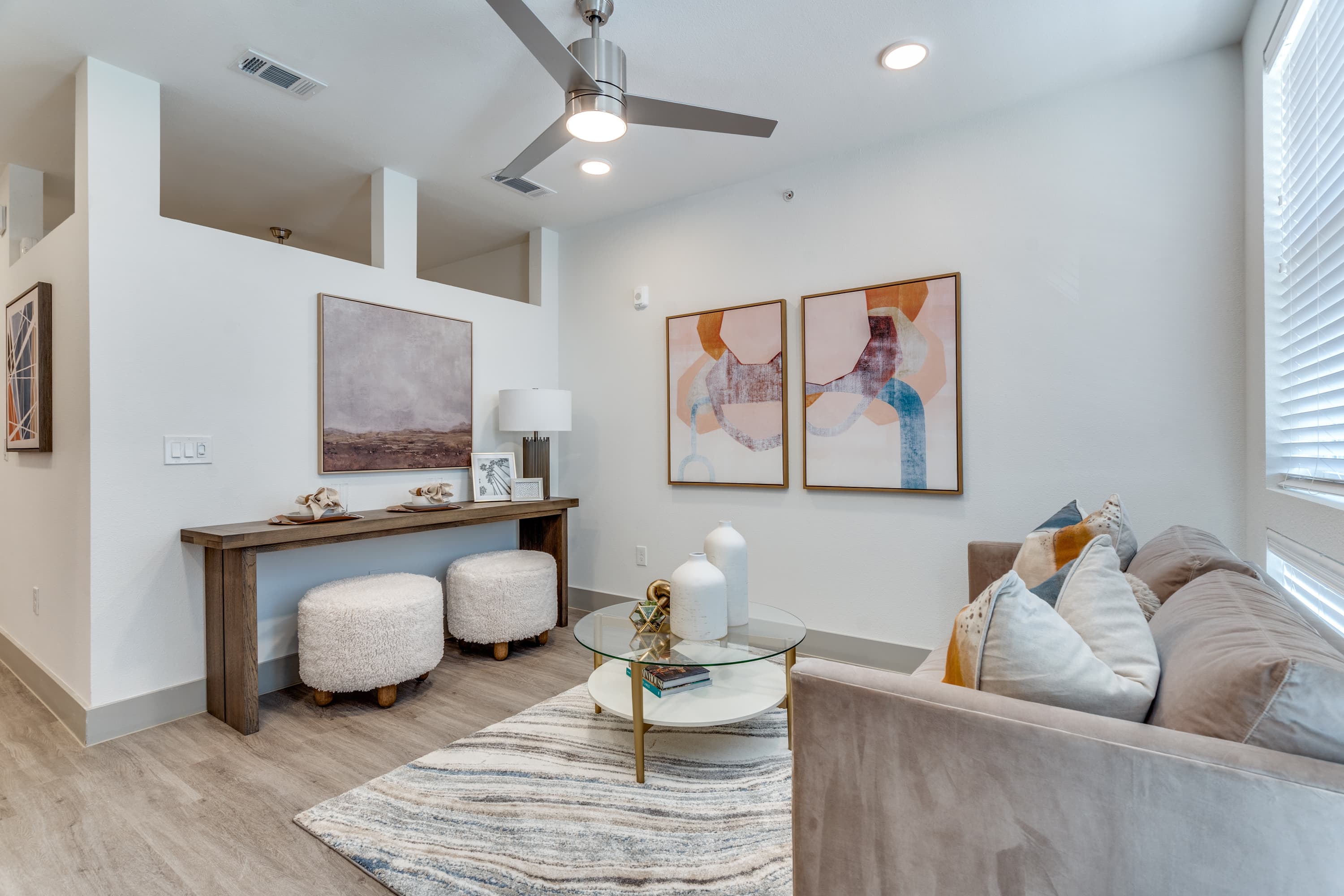 Living_Room.jpg
