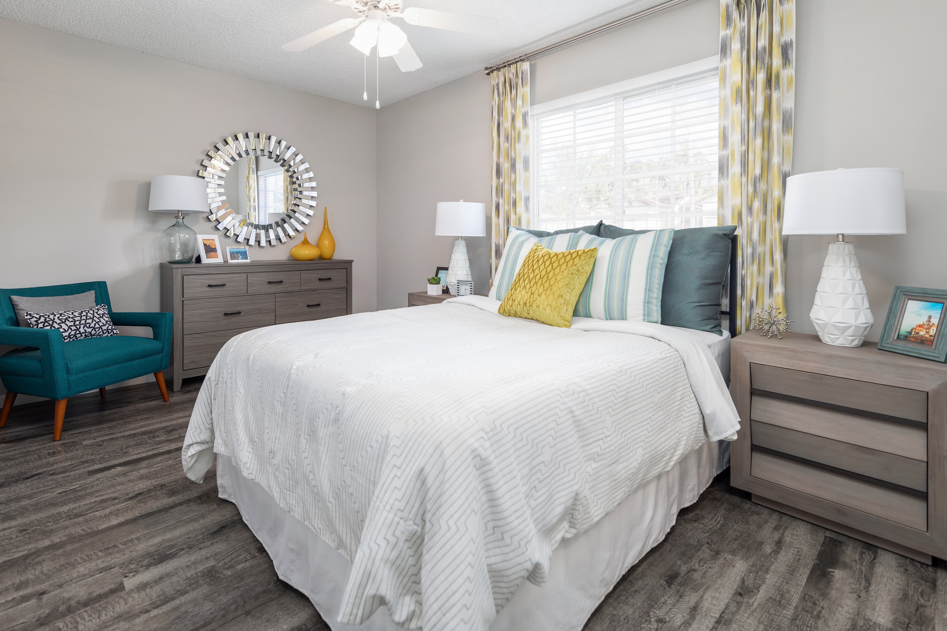 Nova Central Bedroom 2.jpg